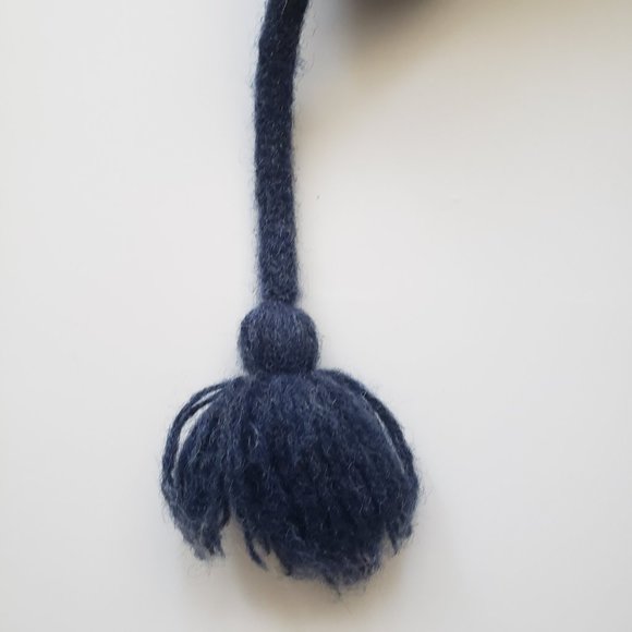 85%Wool/ Fleece Lined Winter Ear Flip Hat/ Beanie/ Toque- Small - Picture 3 of 8